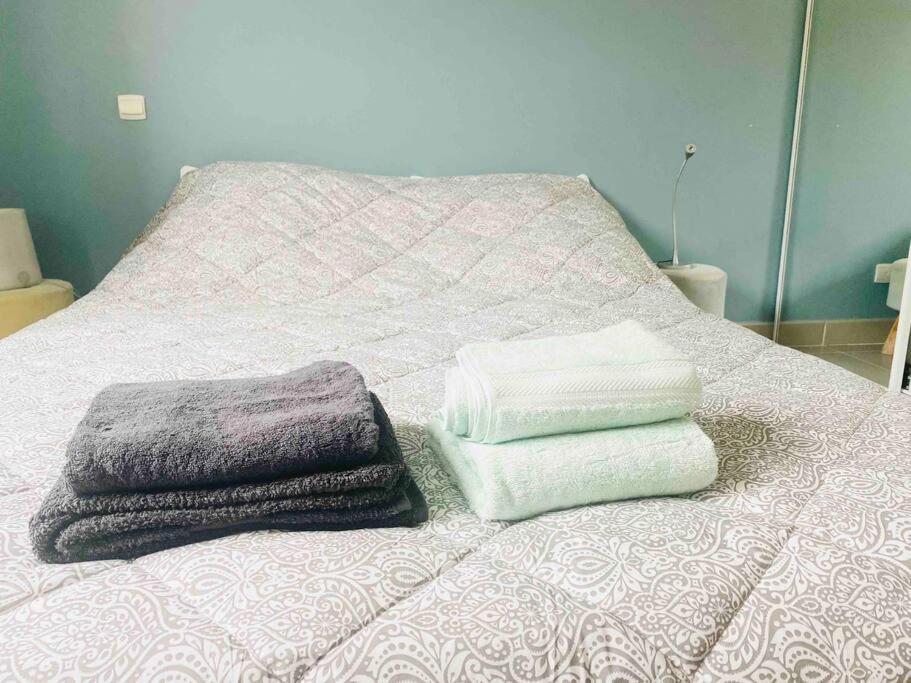 Appartement Luxueux T3 Piscine Et Vue Somptueuse à Sète Extérieur photo